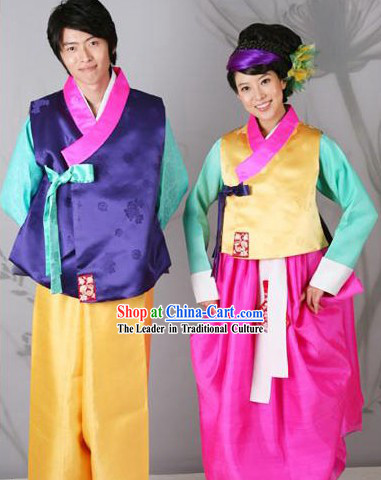 Traditional Korean Hanbok Wedding Dress for Bride and Bridegroom