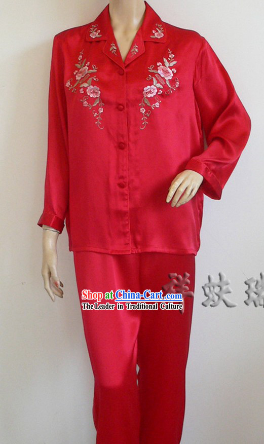 Beijing Rui Fu Xiang Silk Wedding Pajama for Bride