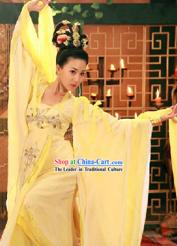 Light Yellow Palace Dance Costumes and Headwear for Women