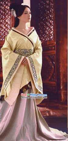 Ancient Chinese Han Dynasty Robe for Women