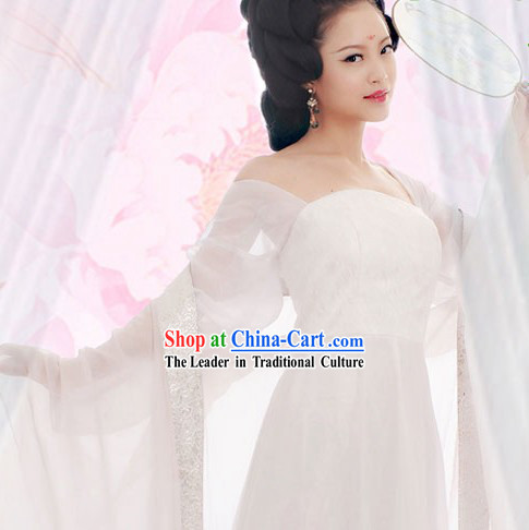 Pure White Chinese Tang Dynasty Beauty Maid Costume