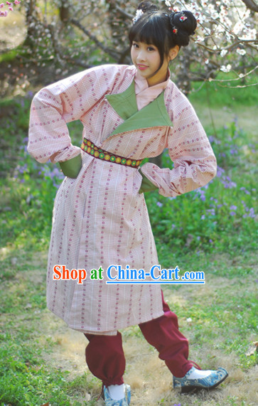 Tang Dynasty Female Traditional Clothes