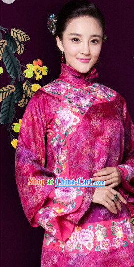 Traditional Chinese Mandarin Embroidered Blouse for Women