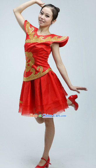 National Raised Shoulders Red Dance Costume