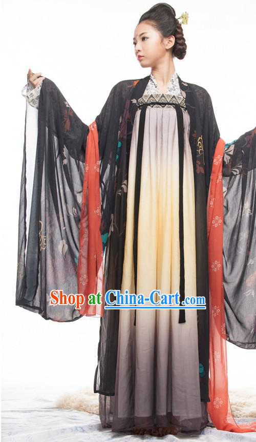 Large Sleeve Gown Traditional Chinese Attire for Women