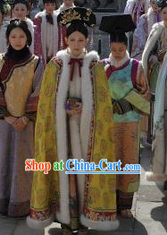 Yellow Chinese Qing Dynasty Princess Winter Mantle Cape