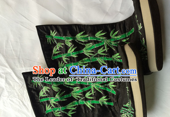Classic Chinese Opera Embroidered Bamboo Boots for Men