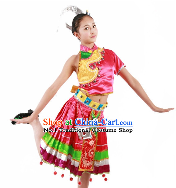 Custom Made Chinese Ethnic Team Dance Costumes for Teenagers