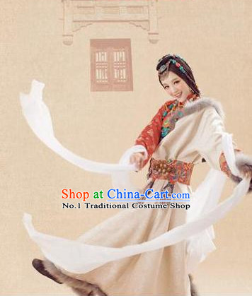 Asian Fashion Wholesale Tibetan Princess Clothing and Hair Accessories Complete Set for Women