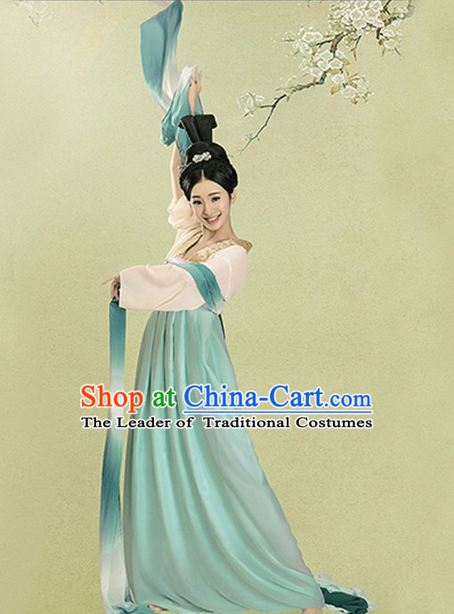 Tang Dynasty Female Dancer Outfits and Long Dance Ribbons