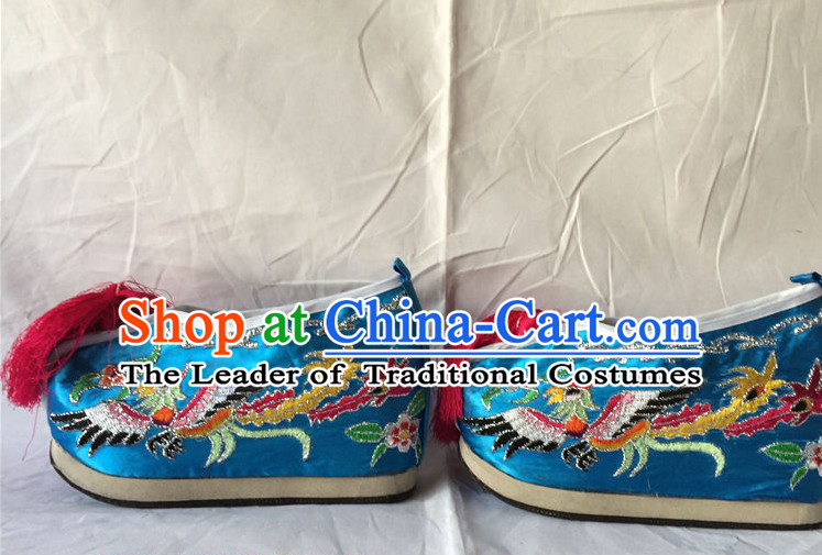 China Beijing Opera Embroidered Phoenix Shoes