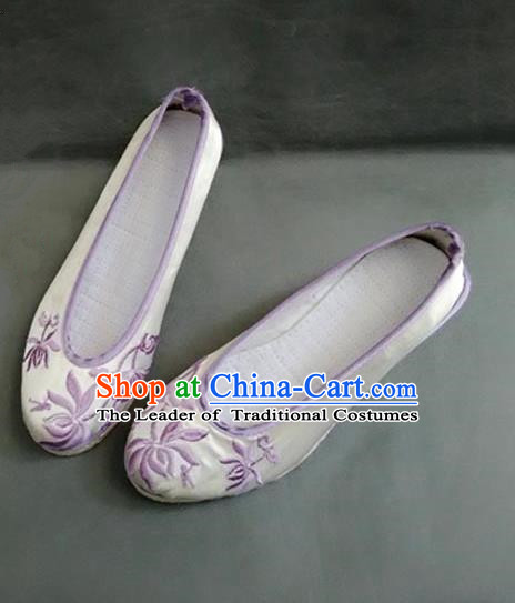 Asian Chinese Shoes Wedding Shoes Kung fu Shoes, Traditional China Opera Shoes Hanfu Shoes Embroidered Lotus Purple Shoes
