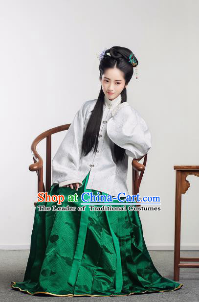 Traditional Chinese Ancient Costume Princess Embroidered Blouse and Green Skirt, Asian China Ming Dynasty Nobility Lady Hanfu Clothing for Women