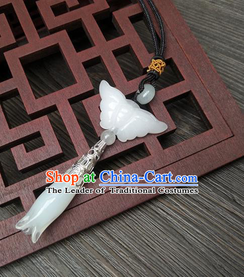 Traditional Handmade Chinese Ancient Classical Hanfu Wedding Accessories Tassel Jade Butterfly Pendant Brooch for Women