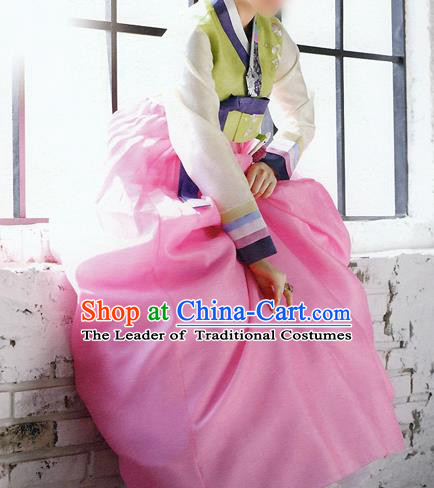 Traditional Korean Costumes Bride Formal Attire Ceremonial Yellow Blouse and Pink Dress, Korea Hanbok Court Embroidered Clothing for Women