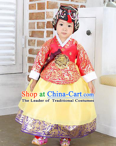 Traditional Korean Handmade Formal Occasions Costume Embroidered Baby Brithday Girls Red Blouse and Yellow Dress Hanbok Clothing