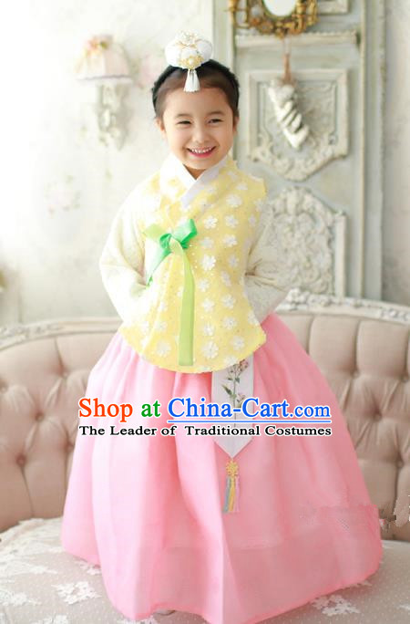 Asian Korean Traditional Handmade Formal Occasions Costume Palace Princess Embroidered Yellow Lace Blouse and Pink Dress Hanbok Clothing for Girls