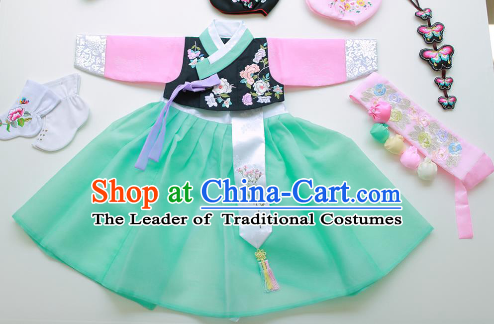 Korean National Handmade Formal Occasions Girls Hanbok Costume Embroidery Black Blouse and Green Dress for Kids