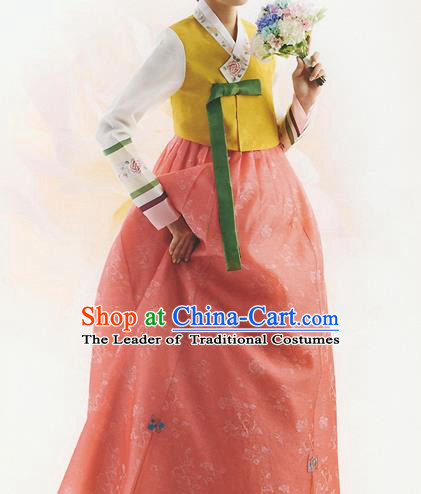 Korean National Handmade Formal Occasions Wedding Bride Clothing Hanbok Costume Embroidered Yellow Blouse and Orange Dress for Women