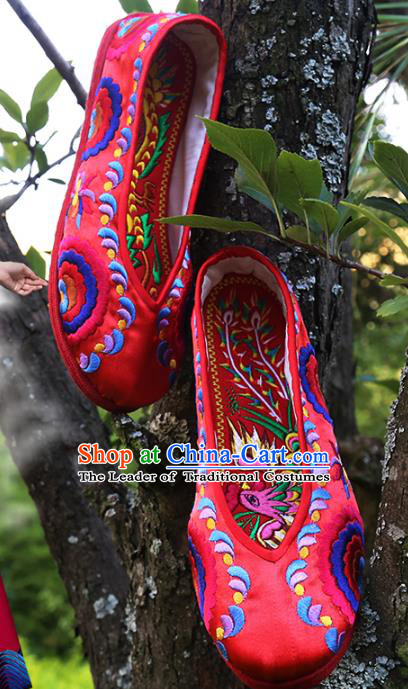 Asian Chinese Traditional Shoes Red Embroidered Shoes, China Peking Opera Handmade Strong Cloth Soles Embroidery Shoe Hanfu Princess Shoes for Women