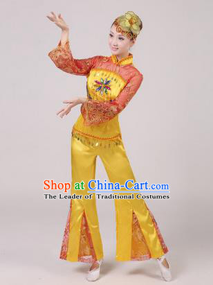 Traditional Chinese Yangge Fan Dancing Costume, Folk Dance Yangko Paillette Dress Costume, Classic Dance Drum Dance Yellow Embroidered Clothing for Women
