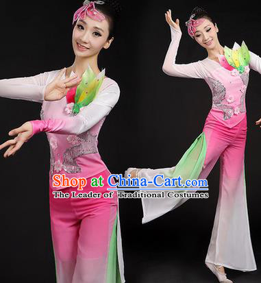 Traditional Chinese Yangge Fan Dancing Costume, Folk Dance Yangko Paillette Uniforms, Classic Lotus Dance Dress Drum Dance Pink Clothing for Women