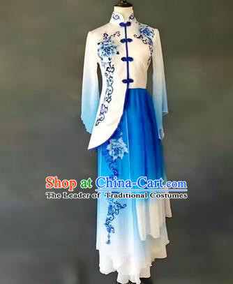 Traditional Chinese Yangge Fan Dancing Costume