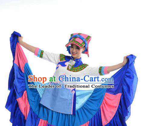Traditional Chinese Yi Nationality Dancing Costume, Yi Zu Female Folk Dance Ethnic Pleated Skirt, Chinese Yi Minority Nationality Embroidery Costume for Women