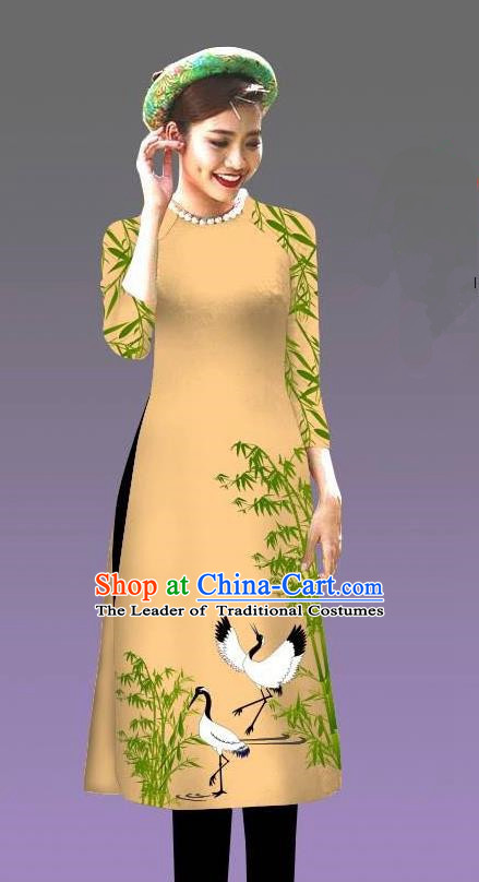 Top Grade Asian Vietnamese Costumes Classical Jing Nationality Crane Pattern Short Cheongsam, Vietnam National Clothing Bride Traditional Light Yellow Ao Dai Dress