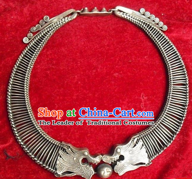 Traditional Handmade Chinese Ancient Classical Miao Nationality Accessories Sliver Necklace, Hmong Necklet for Women