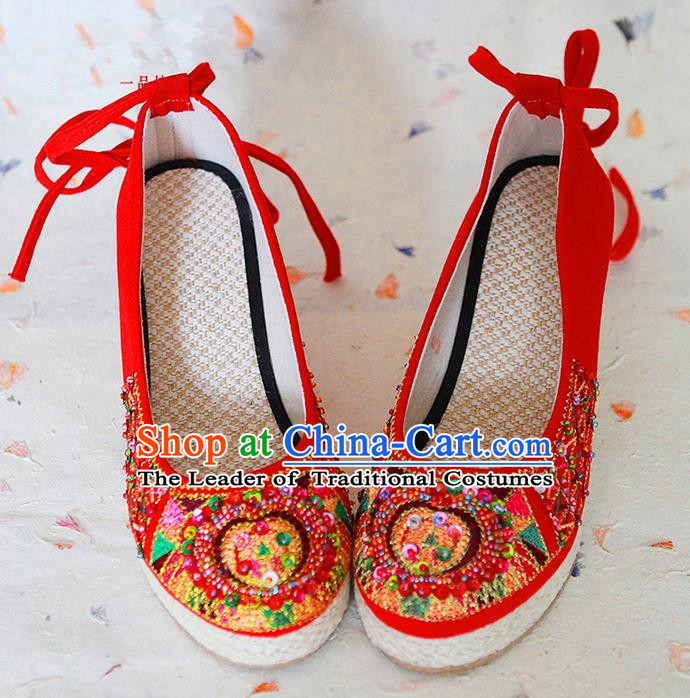 Traditional Chinese Wedding Shoes Xiuhe Red Shoes, Ancient Chinese Bride Embroidered Shoes for Women
