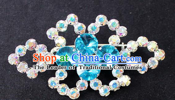 Traditional China Beijing Opera Young Lady Jewelry Accessories Collar Brooch, Ancient Chinese Peking Opera Hua Tan Diva Blue Colorful Crystal Breastpin