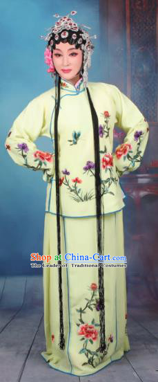 Top Grade Professional Beijing Opera Young Lady Costume Servant Girl Yellow Embroidered Dress, Traditional Ancient Chinese Peking Opera Maidservants Embroidery Peony Clothing