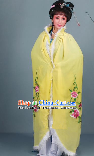 Top Grade Professional Beijing Opera Diva Costume Yellow Embroidered Cloak, Traditional Ancient Chinese Peking Opera Hua Tan Princess Embroidery Mantle