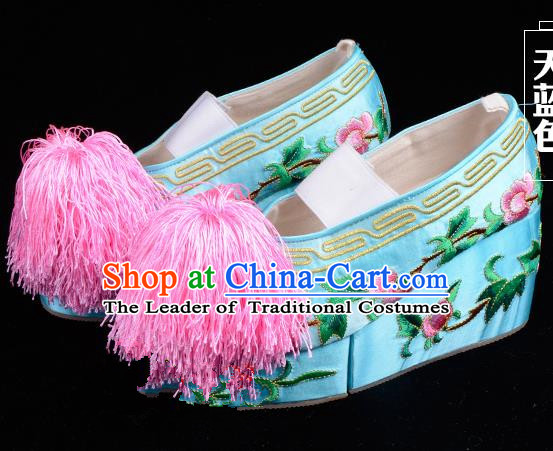Top Grade Professional Beijing Opera Hua Tan Embroidered Green Shoes, Traditional Ancient Chinese Peking Opera Diva Princess Blood Stained Shoes