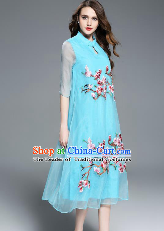 Asian Chinese Oriental Costumes Classical Embroidery Blue Silk Cheongsam, Traditional China National Chirpaur Tang Suit Plated Buttons Qipao for Women