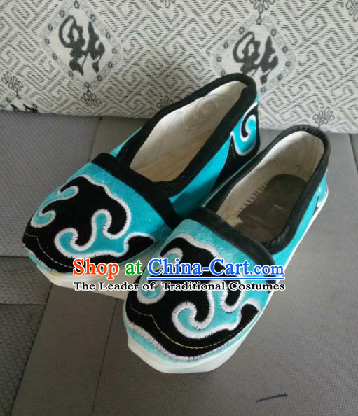 Traditional Chinese Peking Opera Young Men Embroidered Blue Shoes, China Ancient Beijing Opera Niche Cloth Shoes for Men