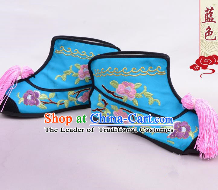 Traditional Beijing Opera Swordplay Embroidered Blue Boots Young Lady Shoes, Ancient Chinese Peking Opera Blues Embroidery Peony Shoes