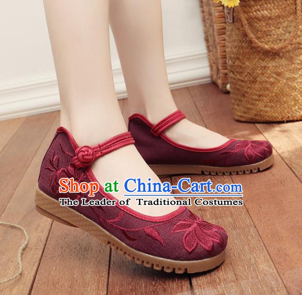 Traditional Chinese National Hanfu Embroidery Lotus Amaranth Shoes, China Embroidered Shoes for Women