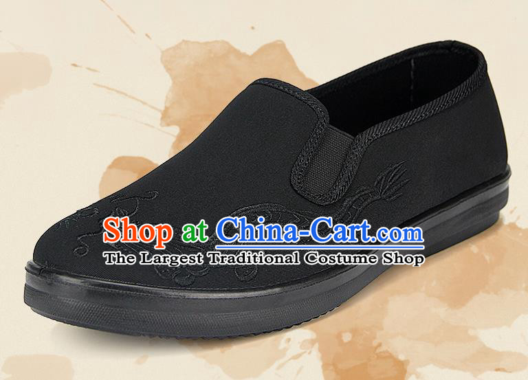 Chinese National Shoes Traditional Cloth Shoes Embroidery Dragon Shoes for Men