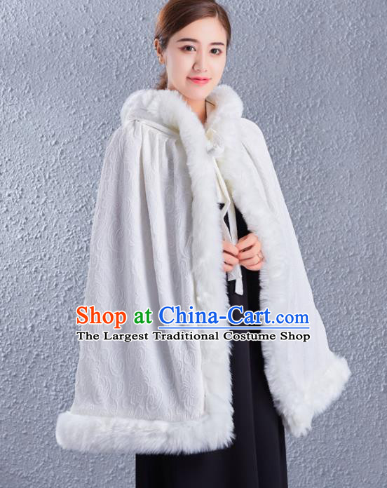 Traditional Chinese Ancient Costumes Hanfu White Cloak for Women