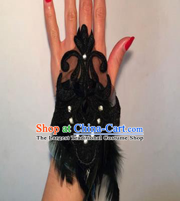 Top Grade Halloween Catwalks Wristlet Accessories Brazilian Carnival Black Feather Bracelet for Women