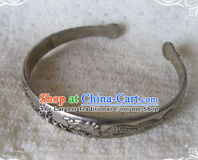Chinese Traditional National Accessories Ethnic Carving Dragons Bracelet for Women