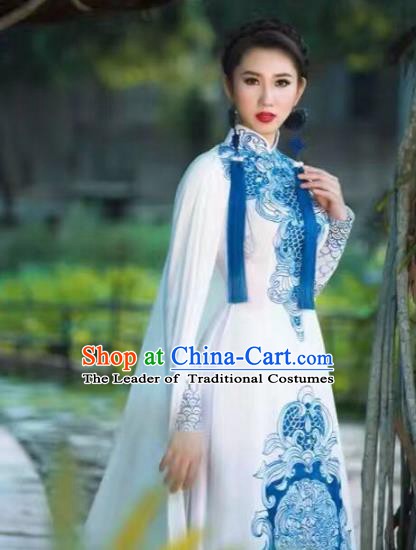 Asian Vietnam Palace Costume Vietnamese Trational Dress White Ao Dai Cheongsam Clothing for Women
