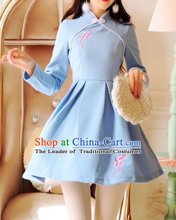 Traditional Chinese National Embroidered Blue Dress Tangsuit Cheongsam Clothing for Women