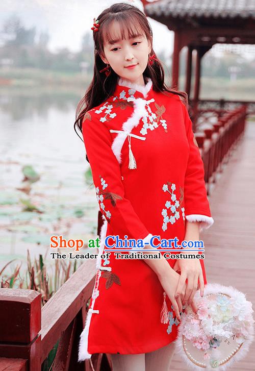 Traditional Chinese National Red Dress Tangsuit Cheongsam Clothing for Women