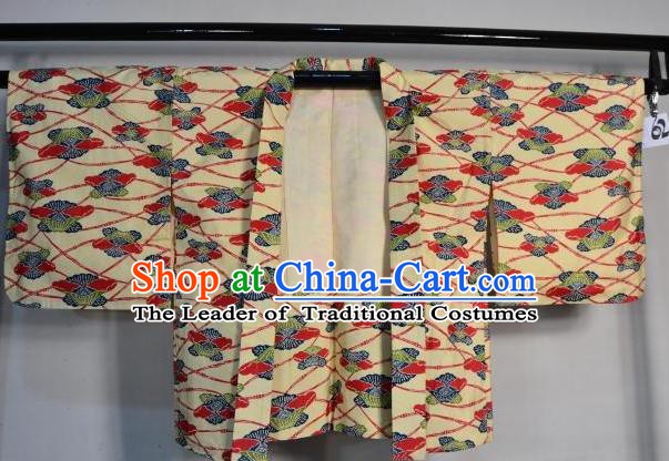 Japanese Traditional Yukata Robe Japan Samurai Yellow Haori Kimonos Clothing for Men