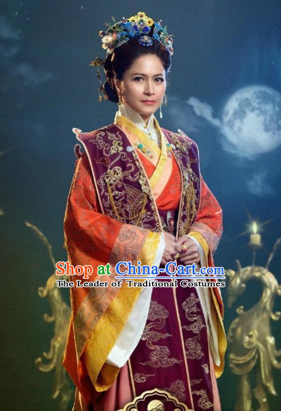 Chinese Ancient Empress Costume Ming Dynasty Queen of Zhu Di Embroidered Dress for Women