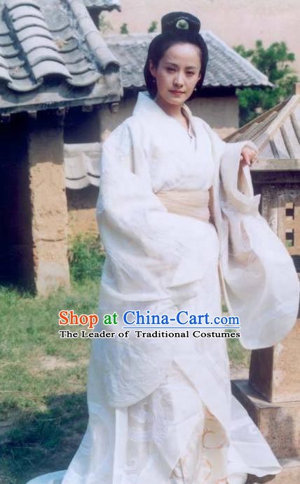 Chinese Ancient Han Dynasty Calligrapher Litterateur Cai Wenji Hanfu Dress Replica Costume for Women