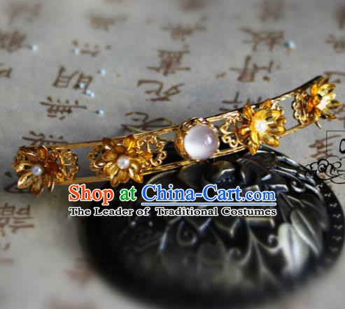 Chinese Handmade Classical Hair Accessories Golden Lotus Hairpins Hair Stick for Women